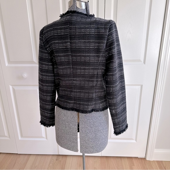 Jacket - Picture 3 of 6